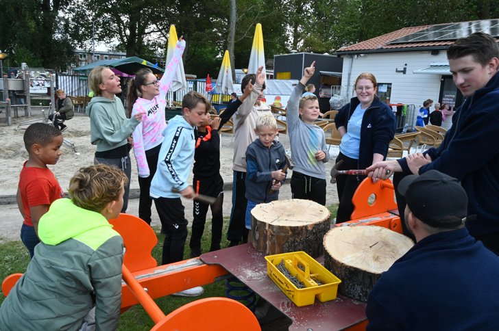 Huttenbouw Zwanenburg Een Jaarlijks Feestje Al Het Nieuws Uit