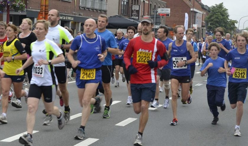 Stratenloop Kapelle toe aan tiende jaargang
