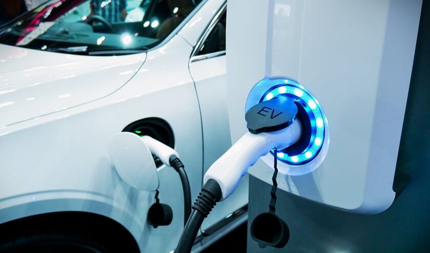 Nieuwe laadpalen voor elektrische auto’s in Kapelle en Wemeldinge