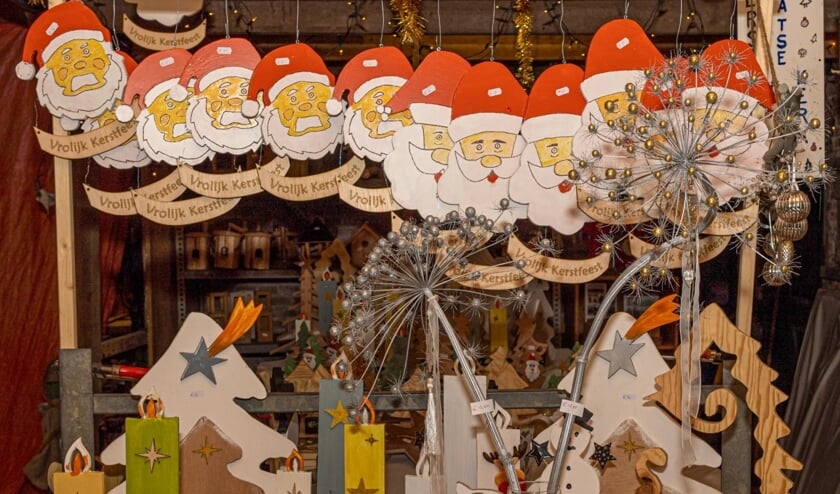 Kerstmarkt vult Katse Kerk met warmte en vrolijkheid