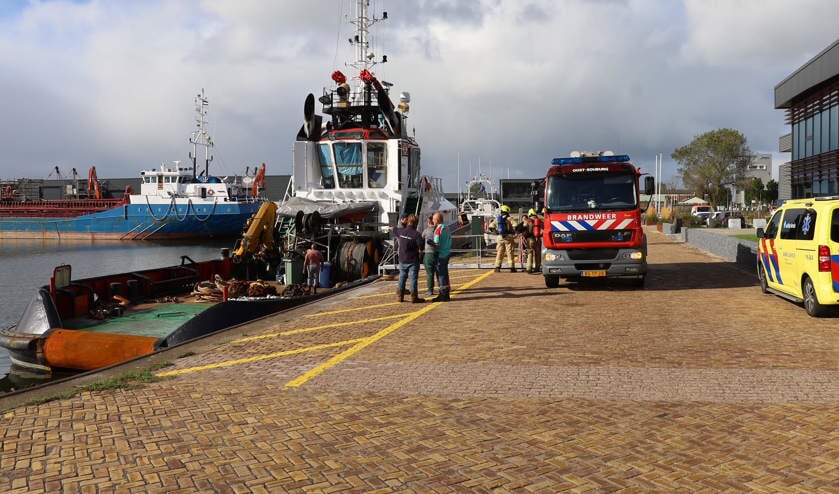 Brandweer ingezet voor brand op sleepboot binnenhaven Vlissingen