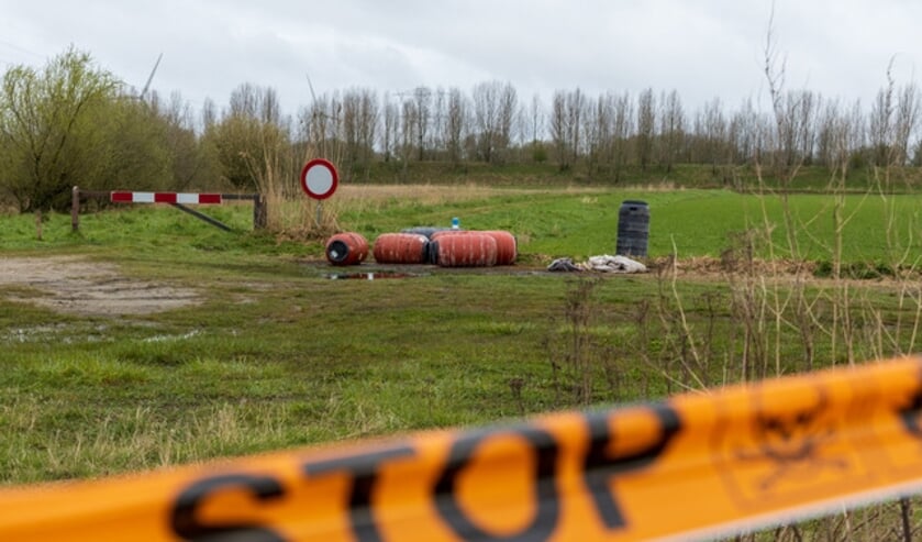Drugsafval gedumpt in polder bij Rilland