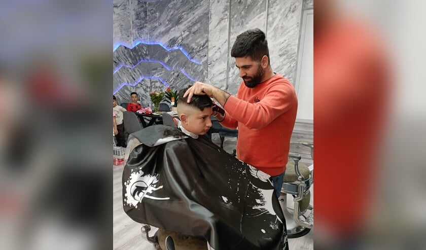 Barbershop Ismail geopend in de Kerkstraat