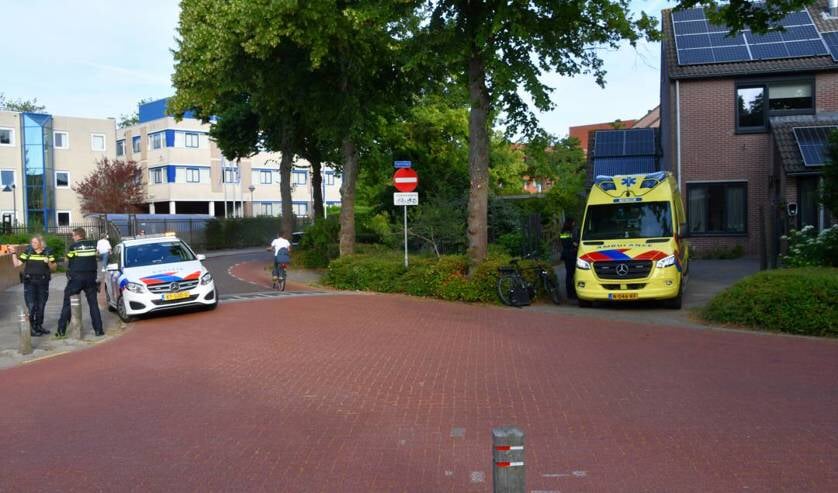 Fietser lichtgewond na aanrijding met bestelbus in Middelburg