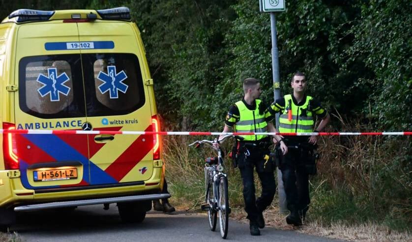 Vrouw gewond bij botsing tussen twee fietsers