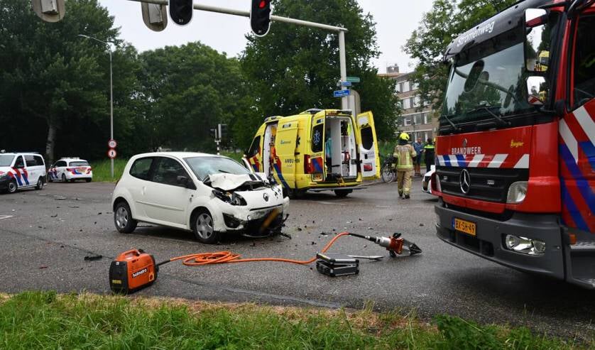 Drie gewonden bij botsing in Middelburg, ook brandweer ingezet