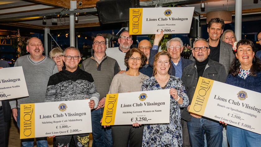 Lions Club Vlissingen doneert 19.500 euro aan goede doelen