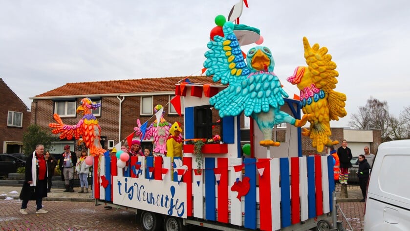 Dit is de uitslag van de carnavalsoptocht in Oud-Vossemeer