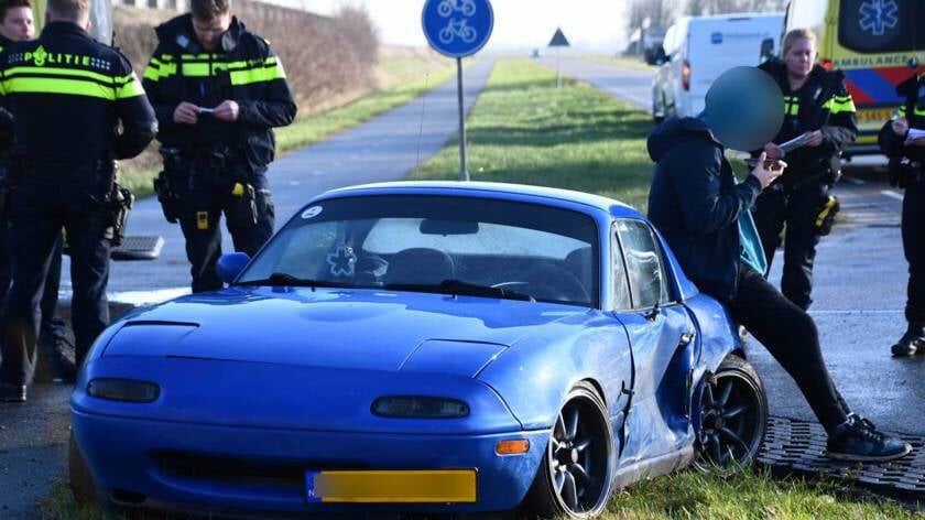 Meerdere voertuigen beschadigd bij ongeval Muidenweg Arnemuiden