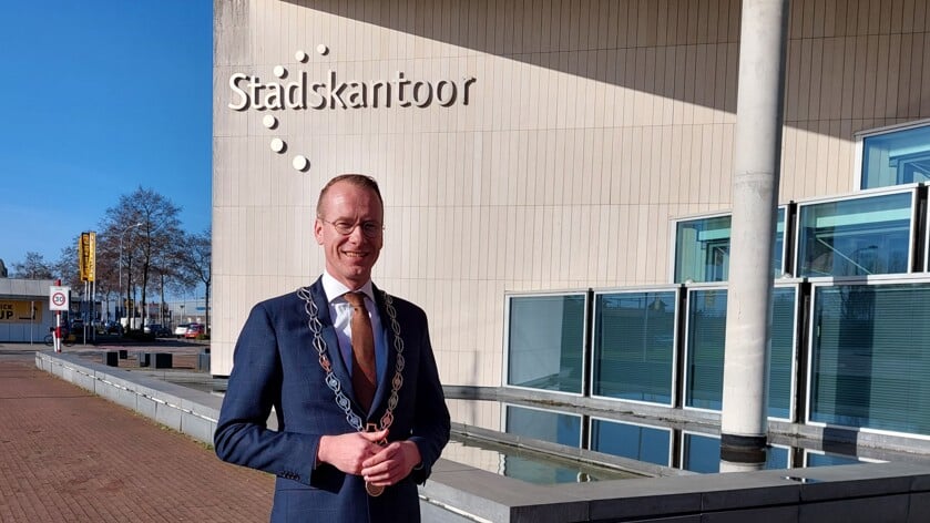 Zonnig begin in Goes voor burgemeester Cees van den Bos