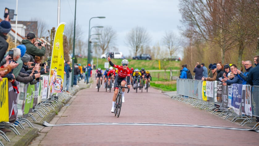 Nagenieten: Bekijk hier de foto's van de 75e Ronde van Oud-Vossemeer [FOTOALBUM]