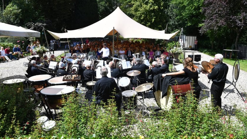 Presentatie nieuwe brassband met concert bij jachthuis