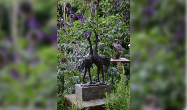 Kraanvogels in  brons.