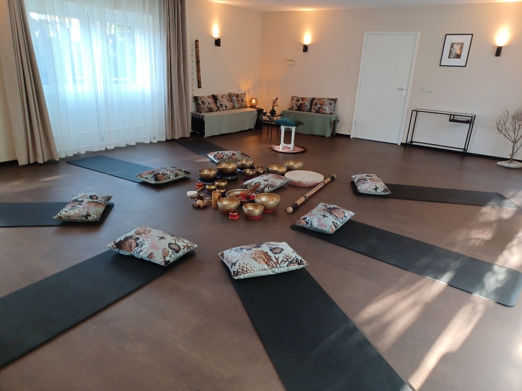 Yoga studio & klankschalen praktijk Balans in Jezelf te Lochem