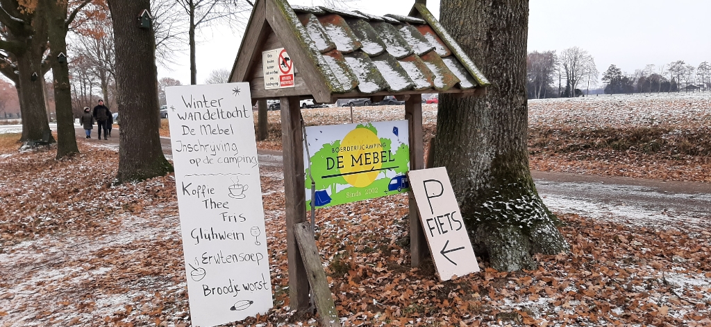 Ingang camping start wandeltocht