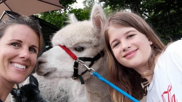 selfie met alpaca