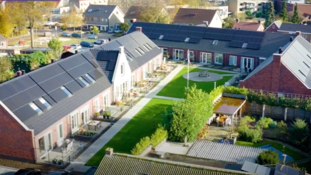 Een vernieuwende woonvorm, de 'knarrenhof'