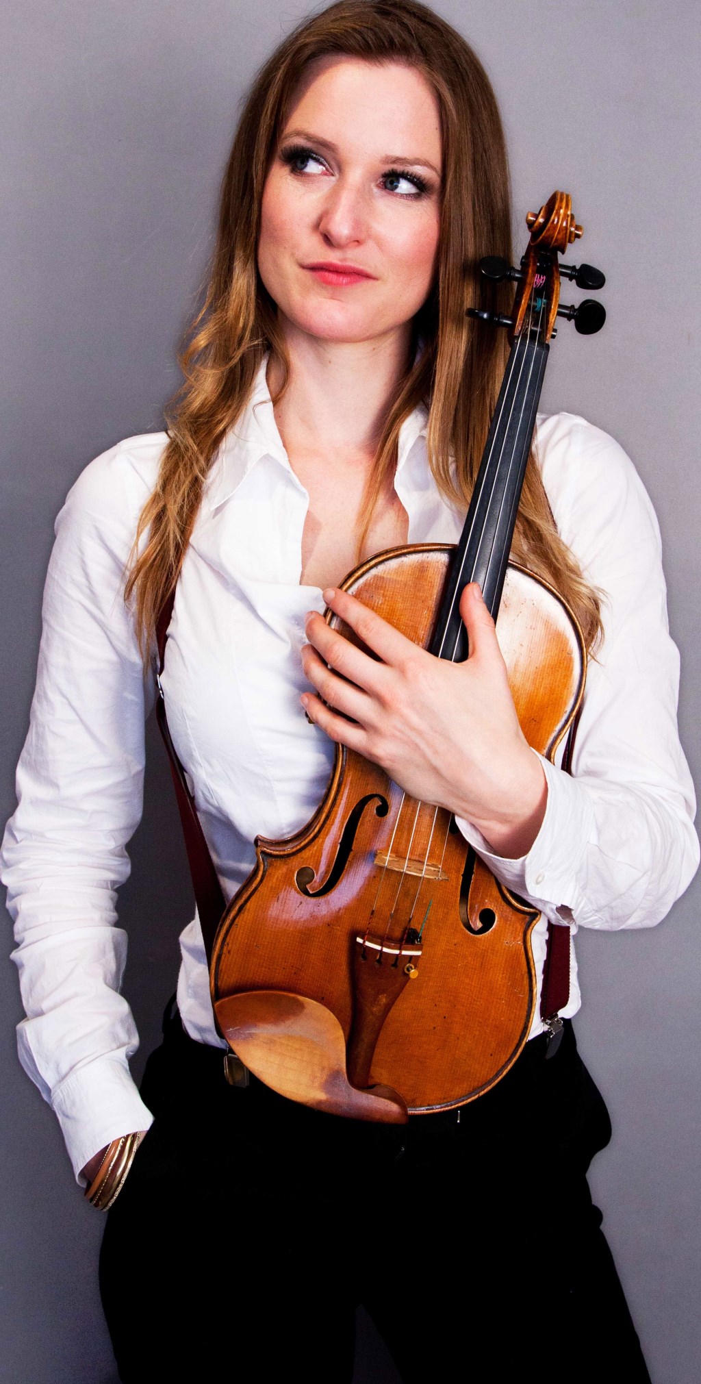 Violiste Julia Philippens. Foto: Carine Bijlsma.
