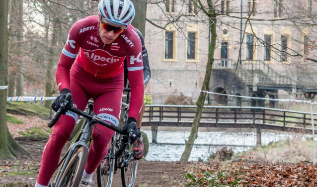 Maurits Lammertink eerste in de Kasteelcross. categorie elite/beloften. Foto: Ronny Wormgoor