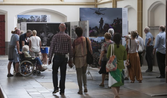 Vorig jaar bezochten ruim 10.000 mensen World Press Photo 16 in Zutphen. Foto: Patrick van Gemert
