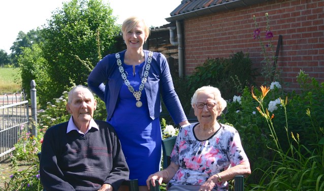 Frederik en Bertha Smeitink 70 jaar getrouwd. Foto: PR