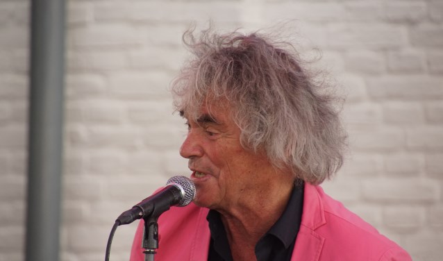Hans Keuper en zijn echtgenote zijn de grote animatoren van de Spektakeltoer.