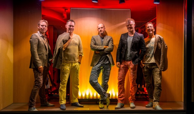 De Millennium Showband heeft altijd zin in een feestje. Foto: PR