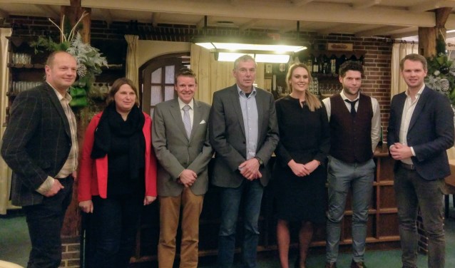 De nummers 1 tot en met 7 van de kieslijst van de VVD in Oost Gelre. Foto: PR