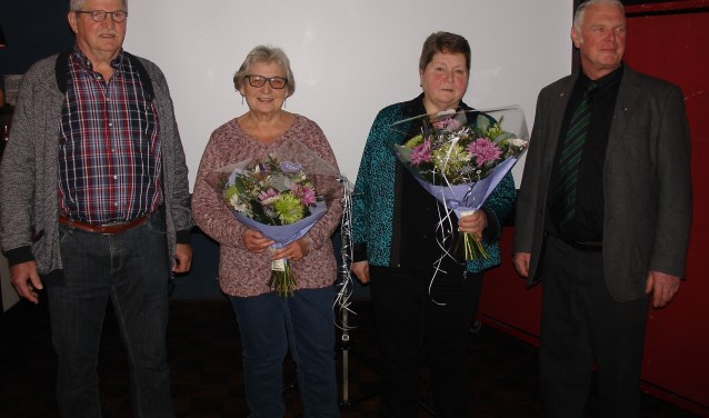 Henk Stronks (links) en Martin Meijer met echtgenotes. Foto: PR