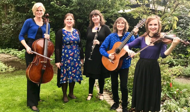 Muzinder is een podiumkunstcollectief uit de regio Zwolle. Foto: PR