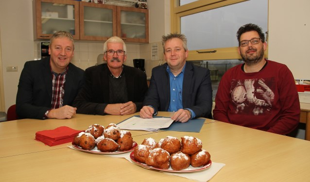De ondertekenaars Mike de Boer, Jan Baars, Bas Schipper en Mark Roordink. Foto: Liesbeth Spaansen