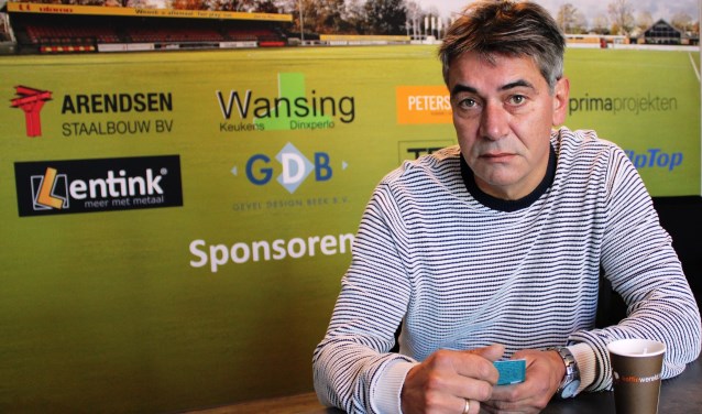 Foto: John Nijenhuis, de nieuwe trainer van SDOUC. Foto: John van der Kamp