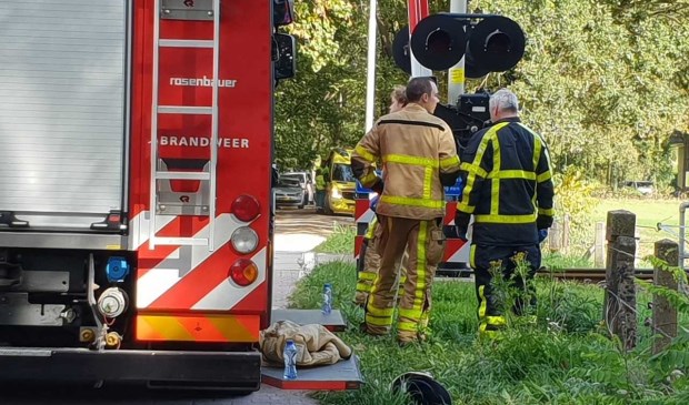 Aanrijding met trein op de Ooijmanlaan. Foto: 112 Nieuws Gelderland