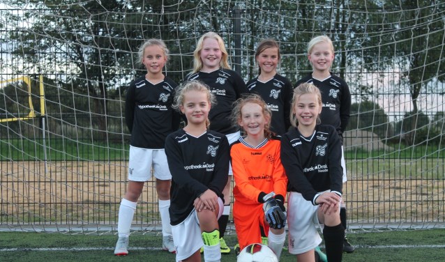 Deze meisjes van Sp. Neede zoeken teamgenootjes. Foto: PR