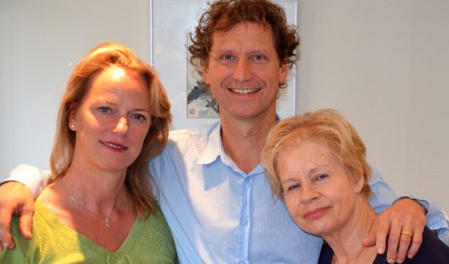 Els van der Waard, Emile van der Peet en Elizabeth Scarlat. Foto: PR