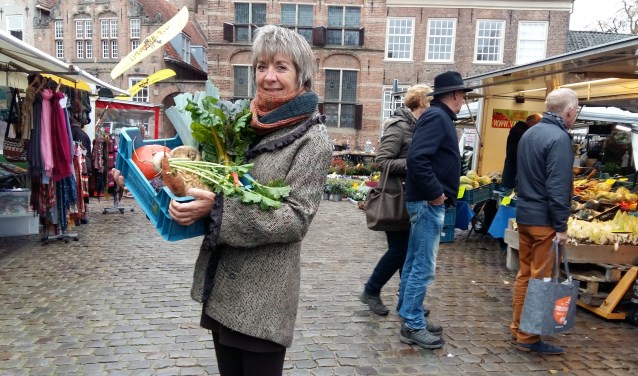 Op de zaterdagmarkt van 17 november vraagt Stadsvoedsel Zutphen aandacht voor seizoensgroenten. Foto: PR