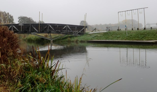 Hier, bij de brug, komt de sint aan in Gendringen dit jaar. Foto: Walter Hobelman