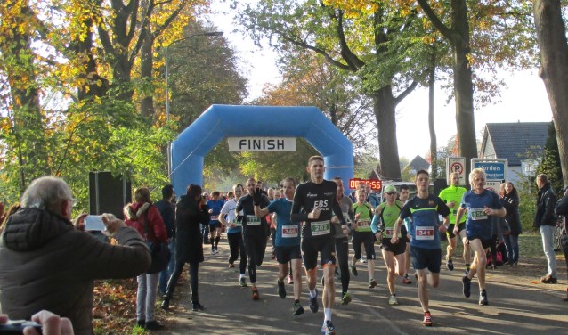 De Grote Veldloop kende een recordaantal van 450 deelnemers. Foto: PR.