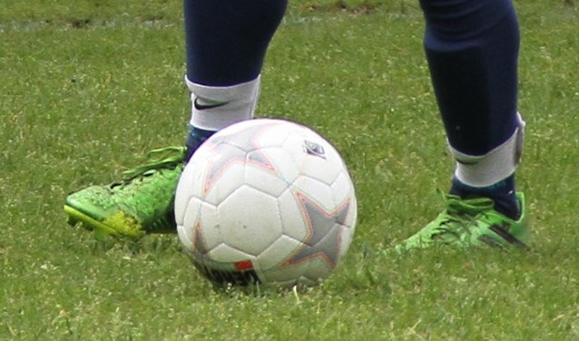 Voetbalwedstrijd SV Basteom. Foto: Liesbeth Spaansen