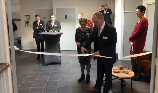 Anton Ruiterkamp opende zondag tijdens een Open Huis de nieuws aula Het Achterhuus. Foto: PR
