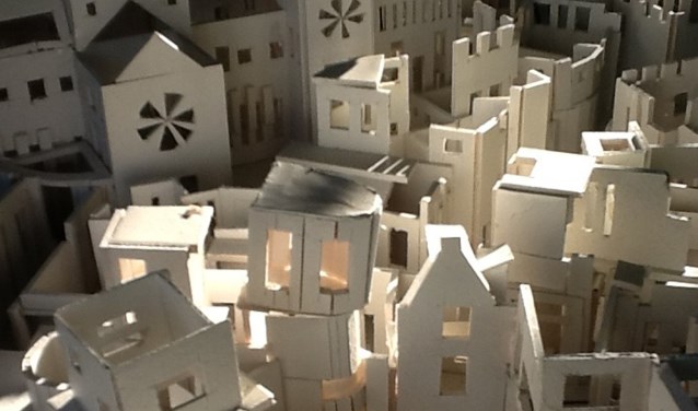 • Kristie Legters - Het Stedelijk Lichaam (detail). Foto: PR