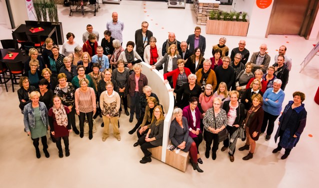 De bibliotheek West Achterhoek zette vrijwilligers in het zonnetje. Foto: Edwin van de Graaf