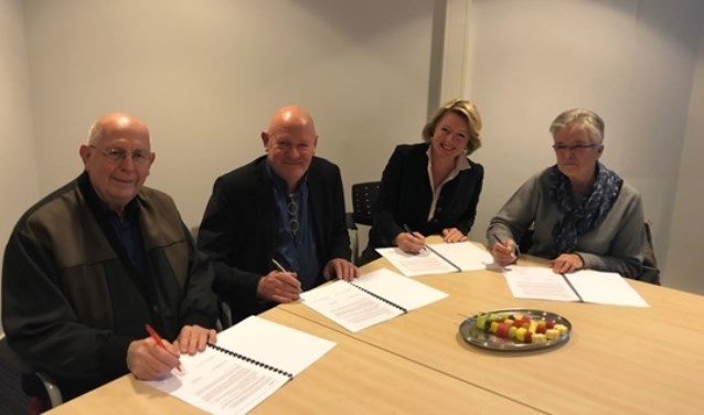Van links af Henry Timmermans, Henk Meulenkamp, Patricia Hoytink-Roubos en Nardy Cupers. Foto: PR