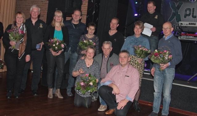 VAMC jubilarissen met aanhang. Foto: Henk Teerink