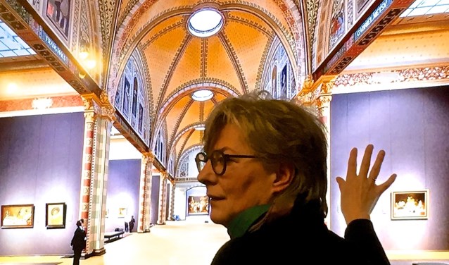 Carien van Hoogevest vertelt over haar onderzoek, de reconstructie en de uitvoering van het werk. Geïllustreerd met beelden van het Rijks. Foto: PR