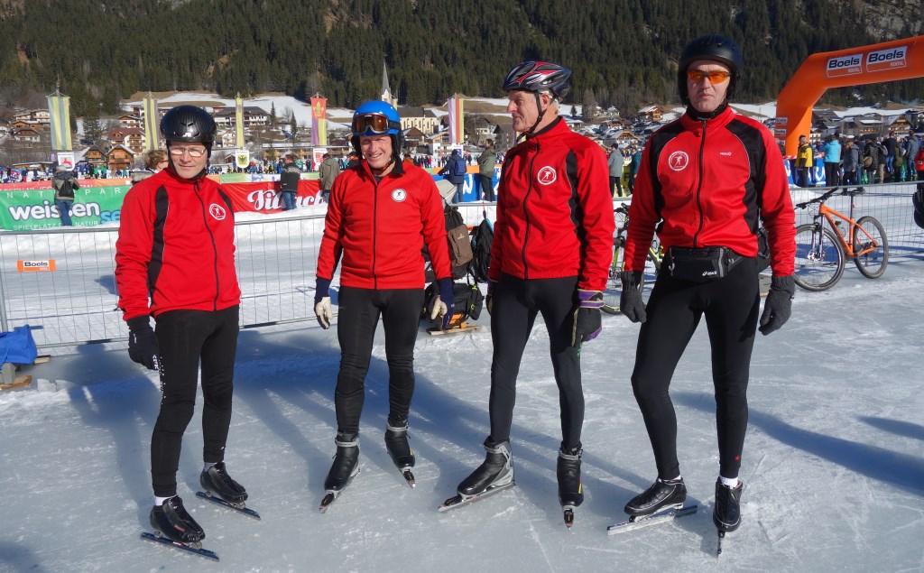 De Weissensee schaatsers uit Hengelo (v.l.n.r.) Elbert Kornegoor, Henk Wissink, Jan Rhebergen en Wynand Blom. Foto: PR