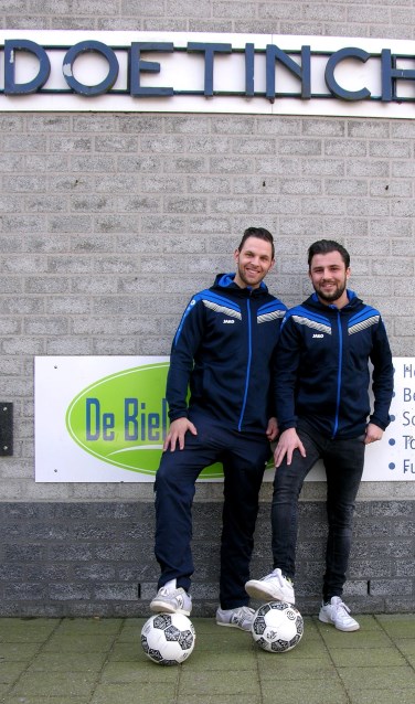 De clubtopscorers van Doetinchem Rico Cancian (l) en Niels Hondelink. Foto: John van der Kamp