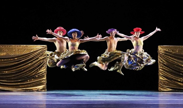 Introdans met familieprogramma Kylián4all in Amphion. Foto: Hans Gerritsen