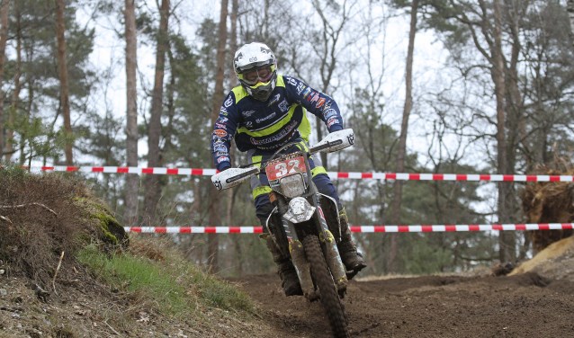 Podiumplaats voor Bas Klein Haneveld in Mettet. Foto: Henk Teerink