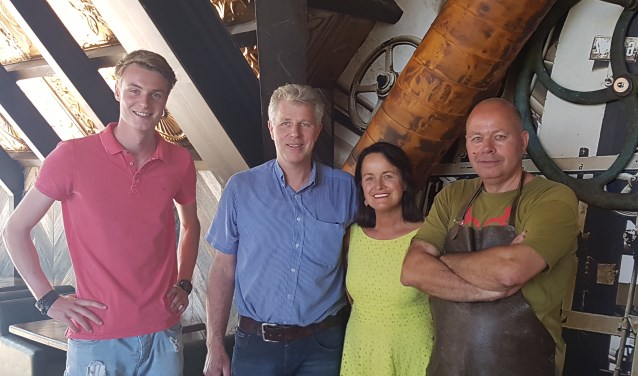 Vlnr. Tim Wieggers, Ben Weenink, Irma Weenink en Boudewijn Albering in het nieuwe Brouwhoes. Foto: Kyra Broshuis